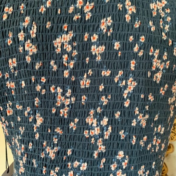 Ali & Jay Smocked Floral Midi Dress blue size Large - Picture 9 of 15